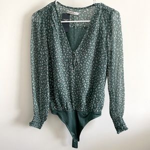 Abercrombie A&F green long sleeve floral bodysuit